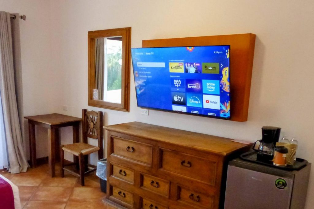 Hospedaje, Habitación doble con balcón, Hotel Hacienda Bugambilias, La Paz, B.C.S.