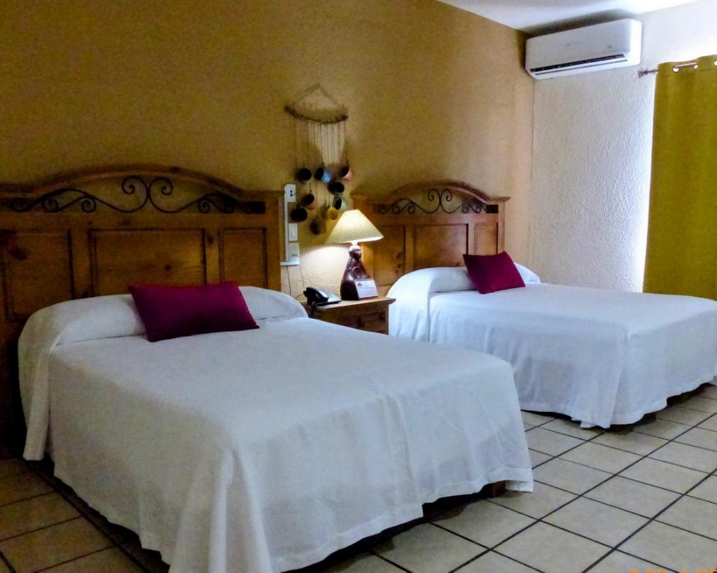 Habitación Económica Doble, Hotel Hacienda Bugambilias, Hotel en La Paz, BCS.